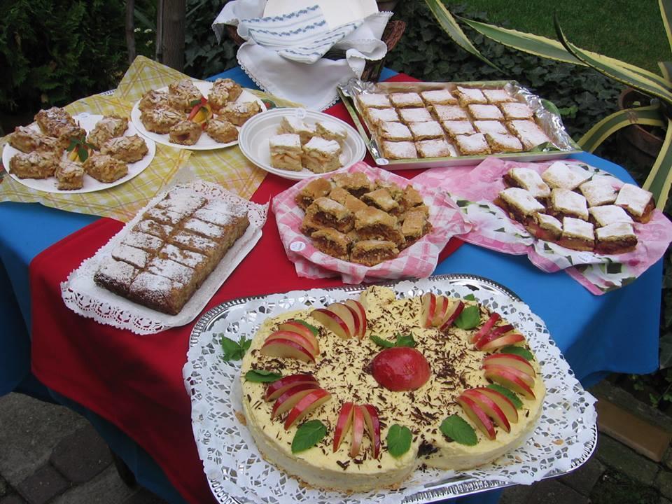 Fonagy Es Walter Vendeg- Es Borhaz Bed & Breakfast Vác Exterior foto